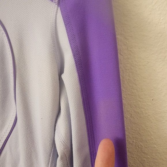 Lululemon Athletica Contempo Jacket Cool Breeze Purple Lavender Womens Size 6 - Picture 6 of 11